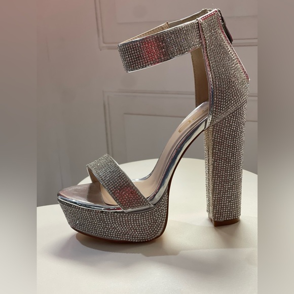 Silver Platform Heels - Picture 2 of 2